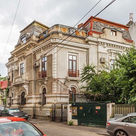 Luxury Living In Historical Bucharest Hotel Екстериор снимка